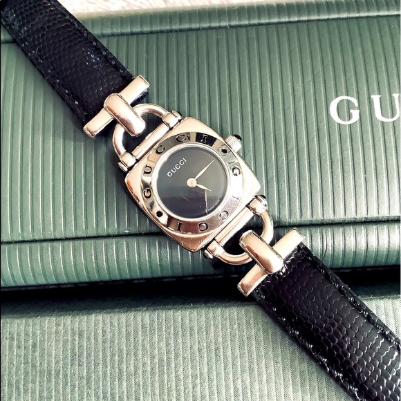 Authentic GUCCI ladies watch with box/card 🌹🌹🌹 - Picture 4 of 11